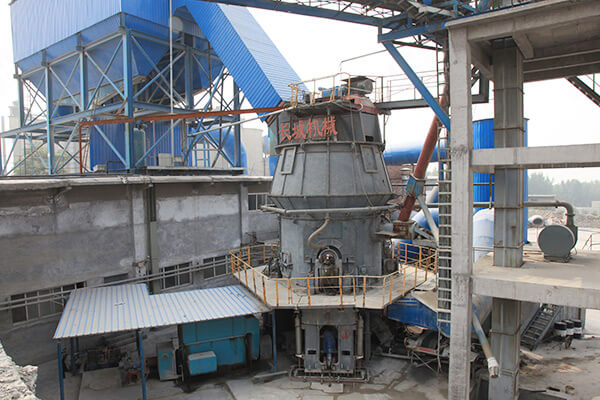 湖南年產(chǎn)30萬噸礦粉線主機設備