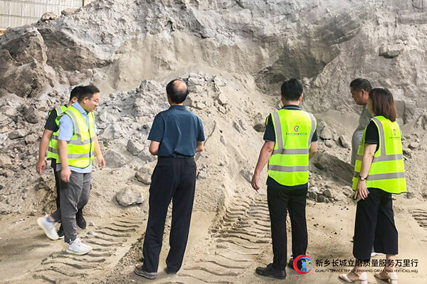 長城團隊深入鎳渣微粉生產(chǎn)一線